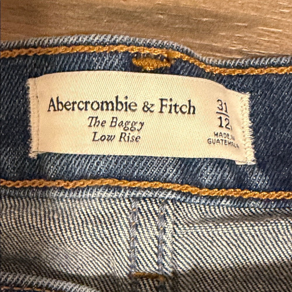 Abercrombie & Fitch Dark Blue the baggy low rise jeans - Picture 2 of 10